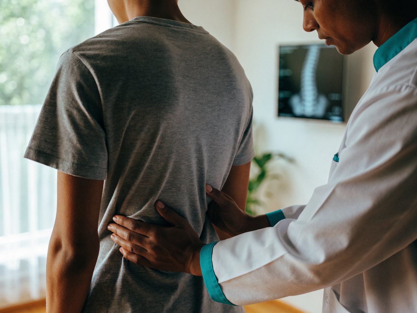 Back Pain care at Advanced Pain & Orthopedics