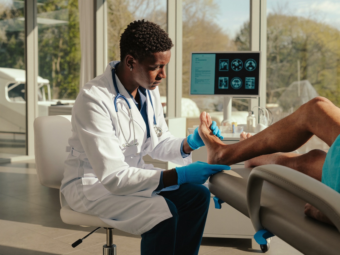 Foot & Ankle Surgery at Advanced Pain & Orthopedics