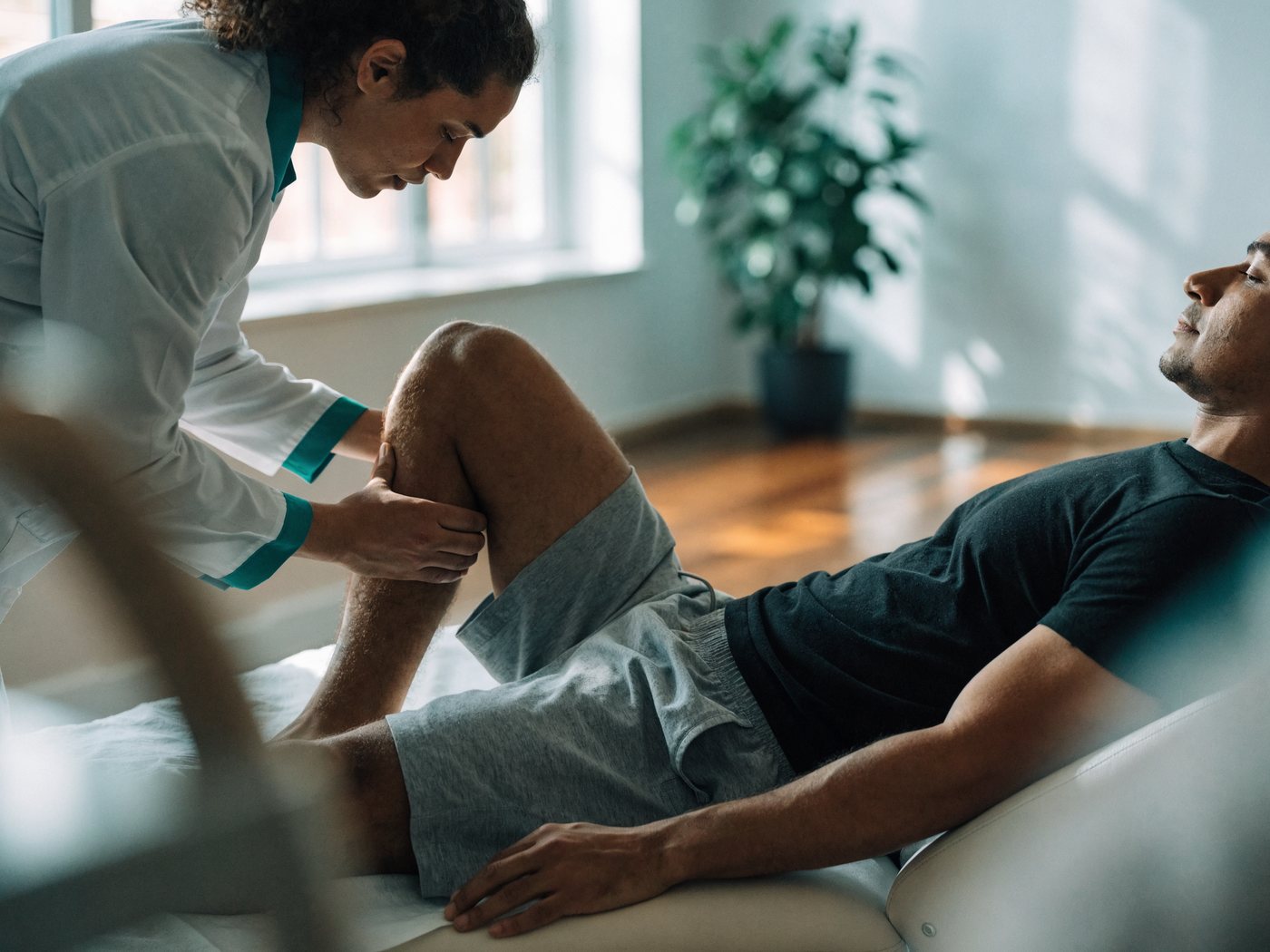 Sciatica care at Advanced Pain & Orthopedics