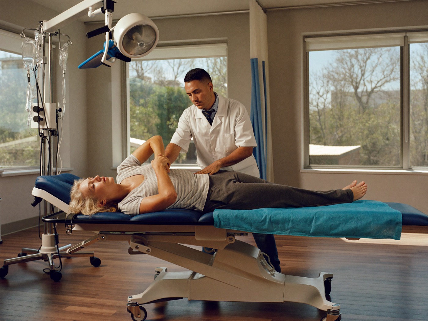 Shoulder Pain care at Advanced Pain & Orthopedics