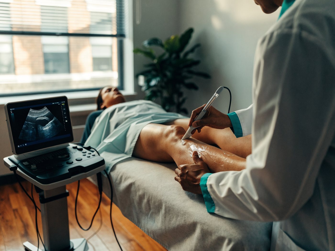 Vein Treatment at Advanced Pain & Orthopedics